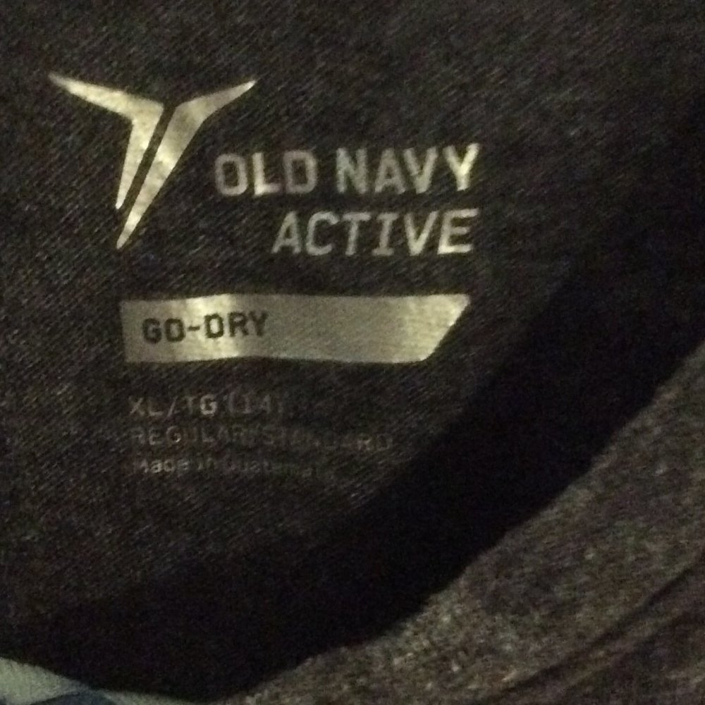 t-shirt - Picture 2 of 2